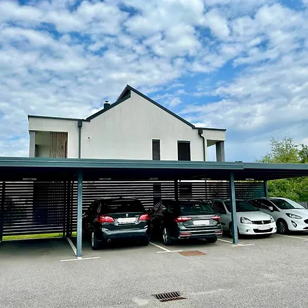 Aurora Lejlighed Banovci