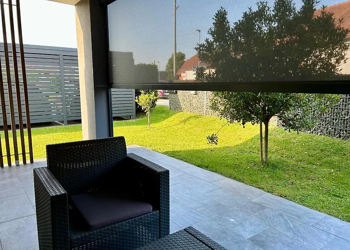 Aurora Apartma Banovci